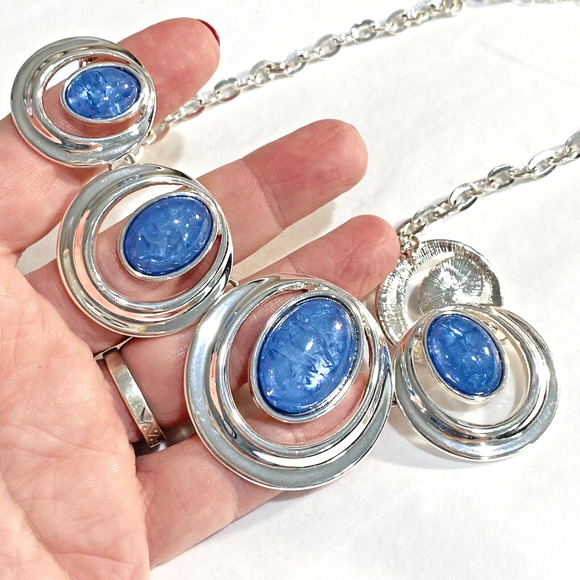 Silver chain fashion necklace collar mod floating blue stone pendants retro chic - Picture 8 of 8